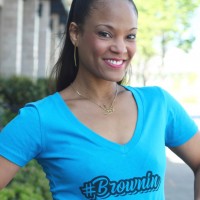 Brownin V-Neck Patois T-Shirt